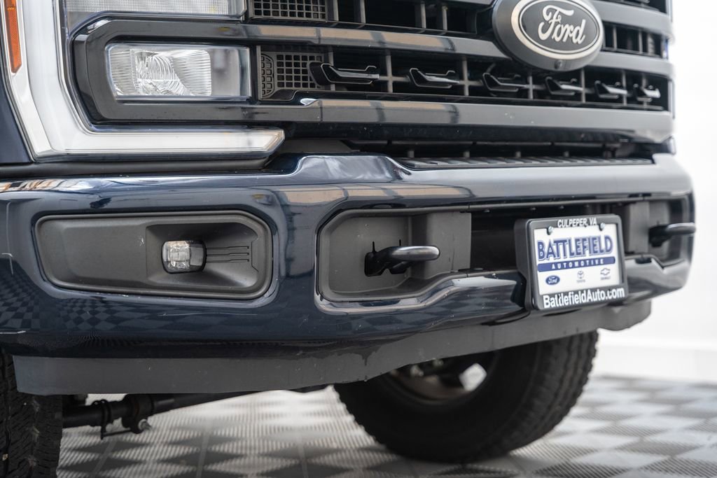 Used 2024 Ford F350 XLT w/ Black Appearance Package AWD/4WD image 12