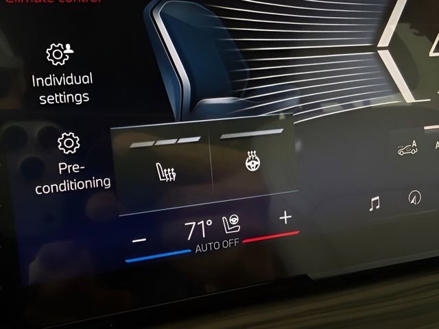 Used 2024 BMW X5 xDrive50e w/ Premium Package image 25