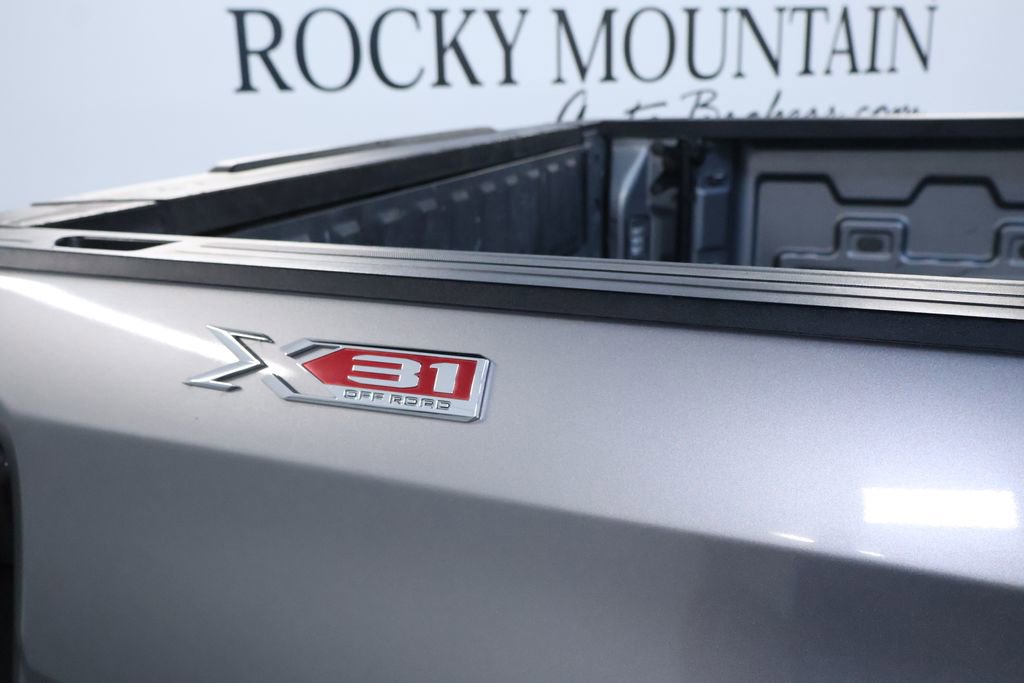 Used 2021 GMC Sierra 1500 Elevation w/ X31 Off-Road Package image 9