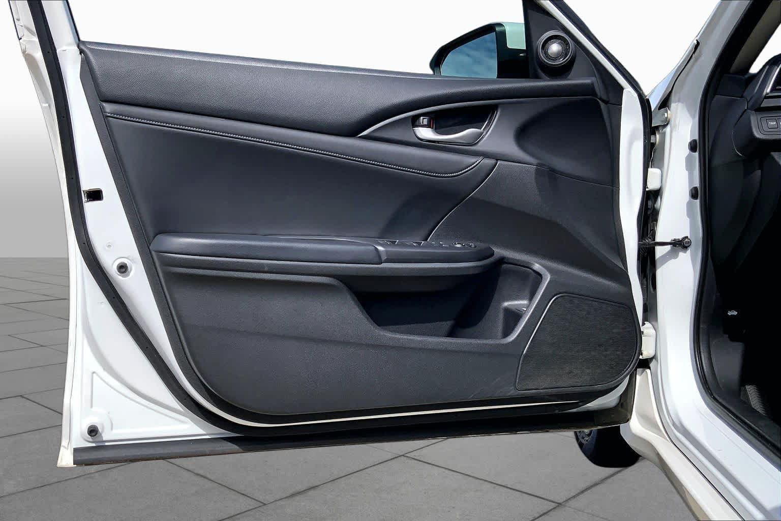 Used 2020 Honda Insight Touring image 22