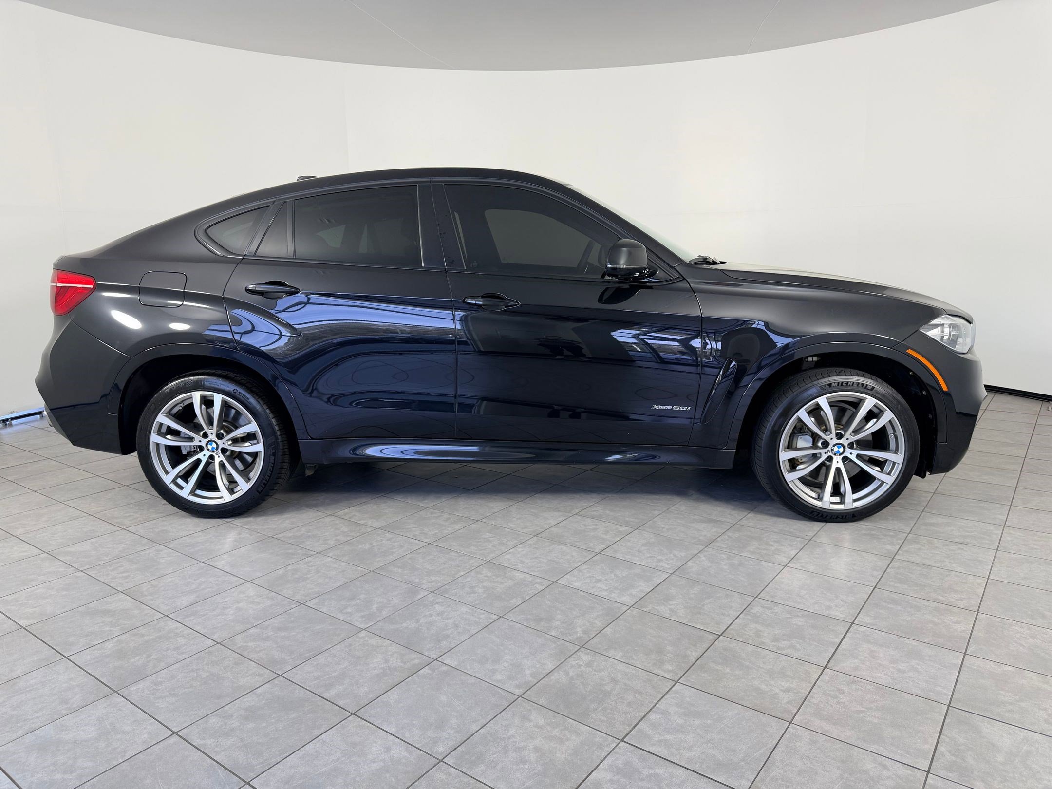 Used 2016 BMW X6 xDrive50i image 8