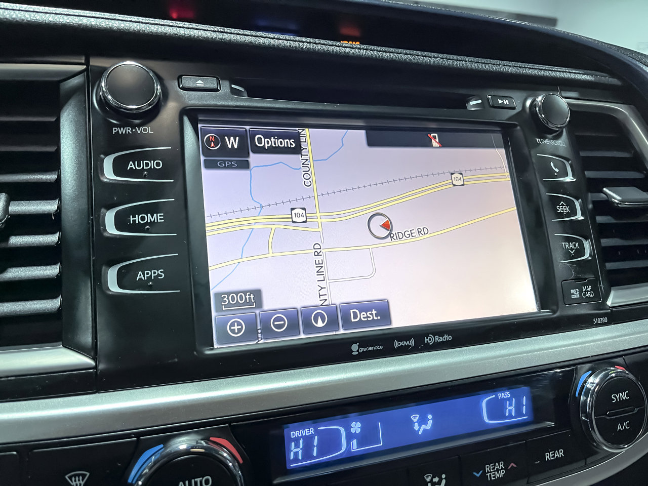 Used 2019 Toyota Highlander XLE image 37