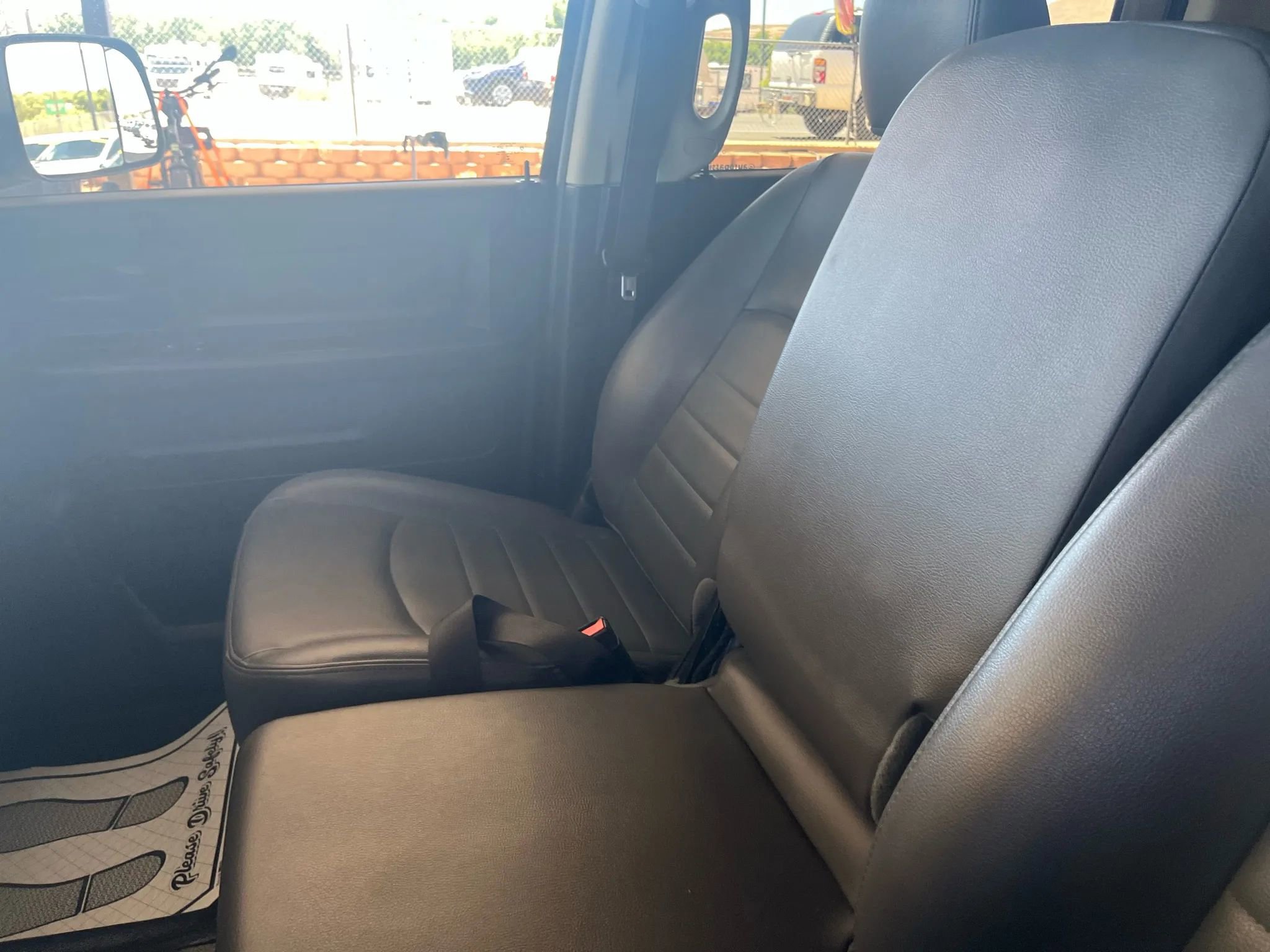 Used 2017 RAM 3500 Tradesman w/ Chrome Appearance Group image 25
