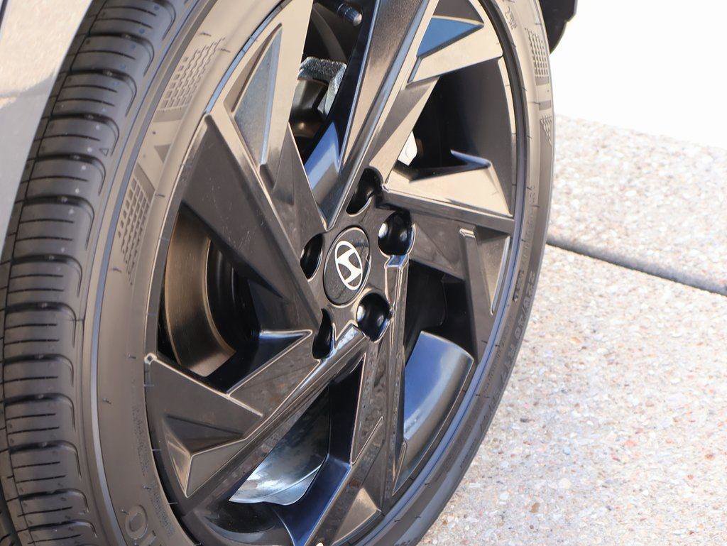 New 2026 Hyundai Elantra Sport image 12