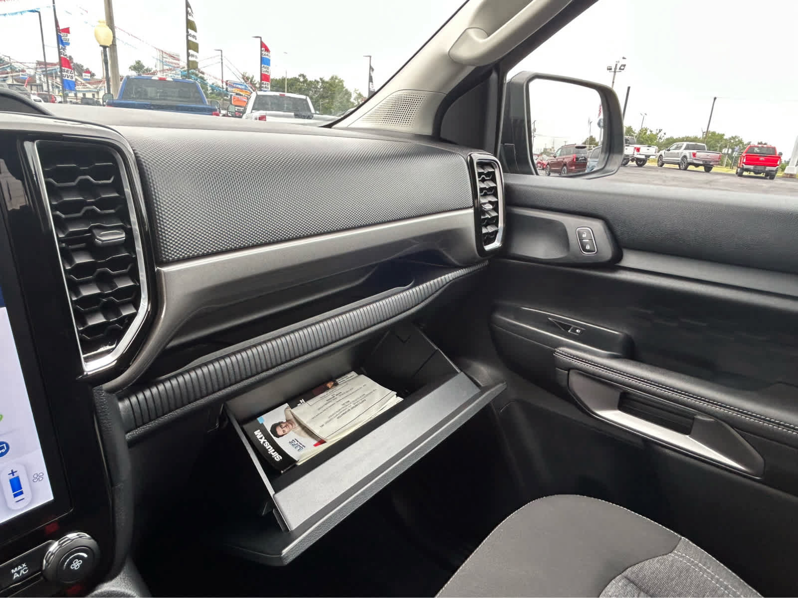 Used 2025 Ford Ranger XLT AWD/4WD image 42