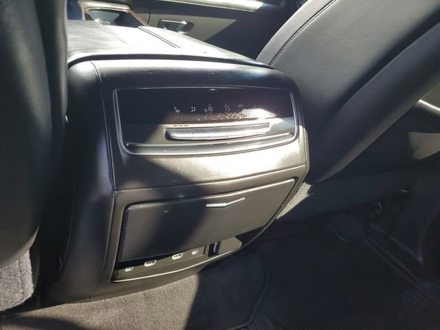 Used 2022 Cadillac Escalade Sport Platinum w/ LPO, ONYX Package image 15