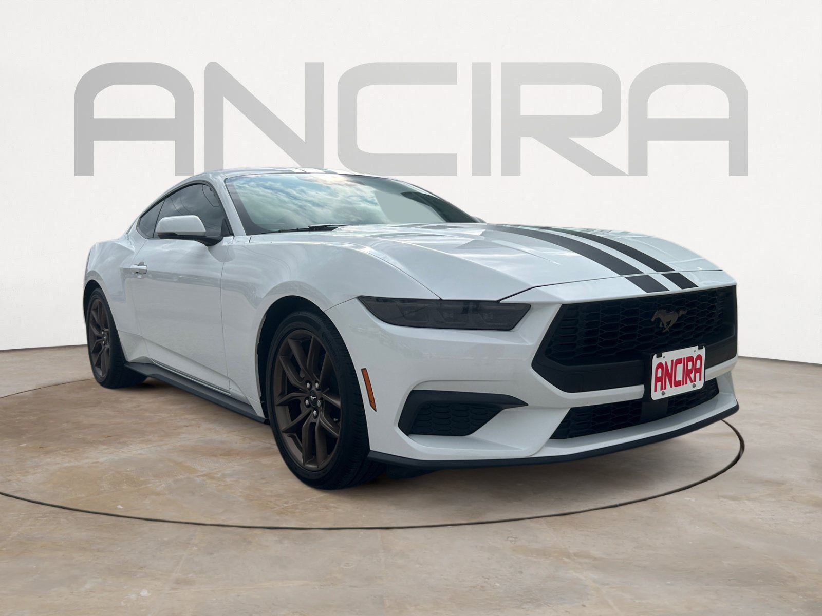 Used 2025 Ford Mustang Premium RWD image 4