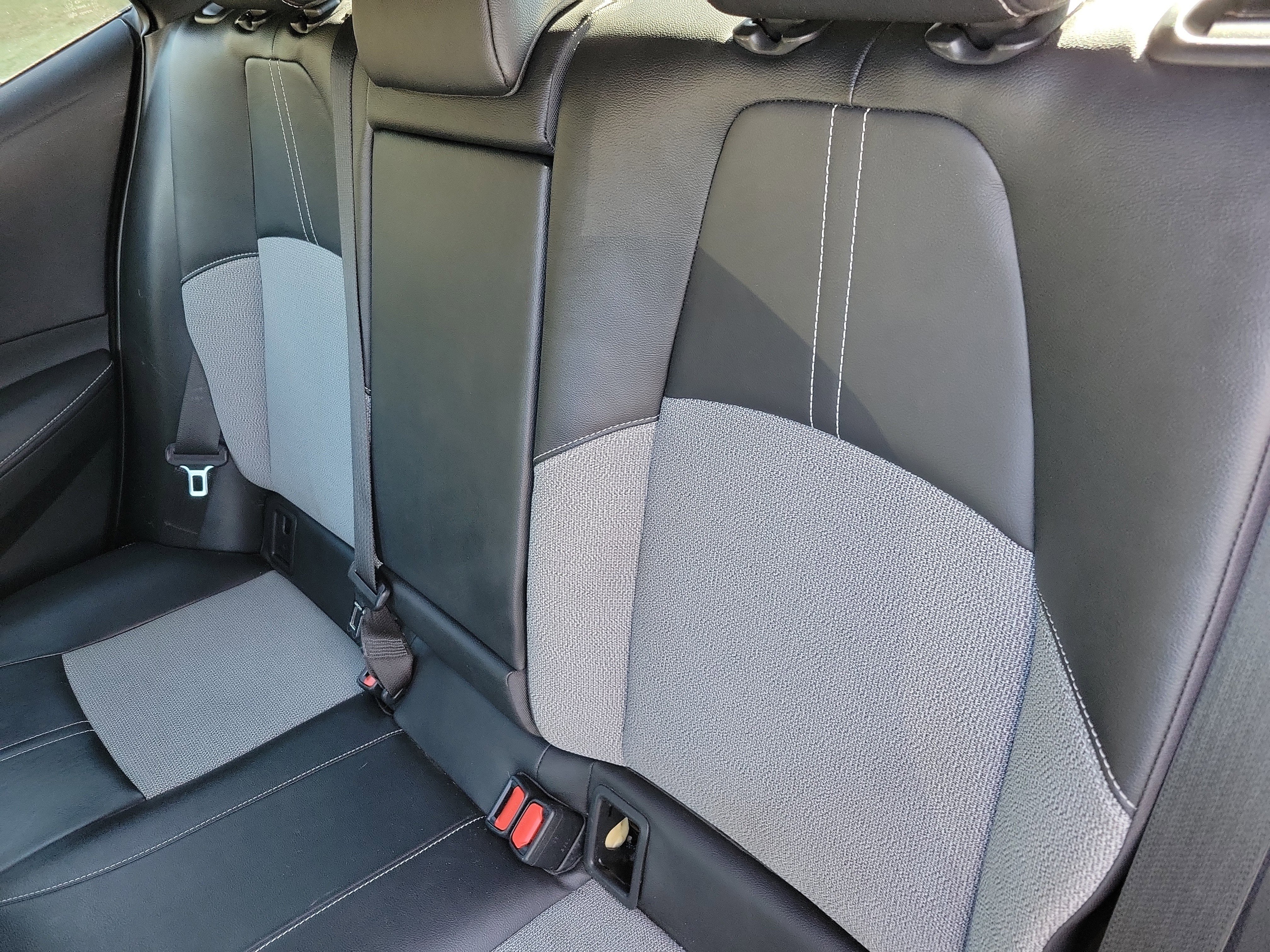 Used 2019 Toyota Corolla XSE image 9