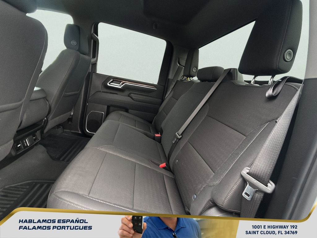 Used 2025 Chevrolet Silverado 2500 LT w/ Convenience Package image 27