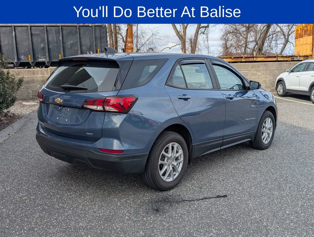 Certified 2024 Chevrolet Equinox LS w/ Driver Confidence II Package image 3