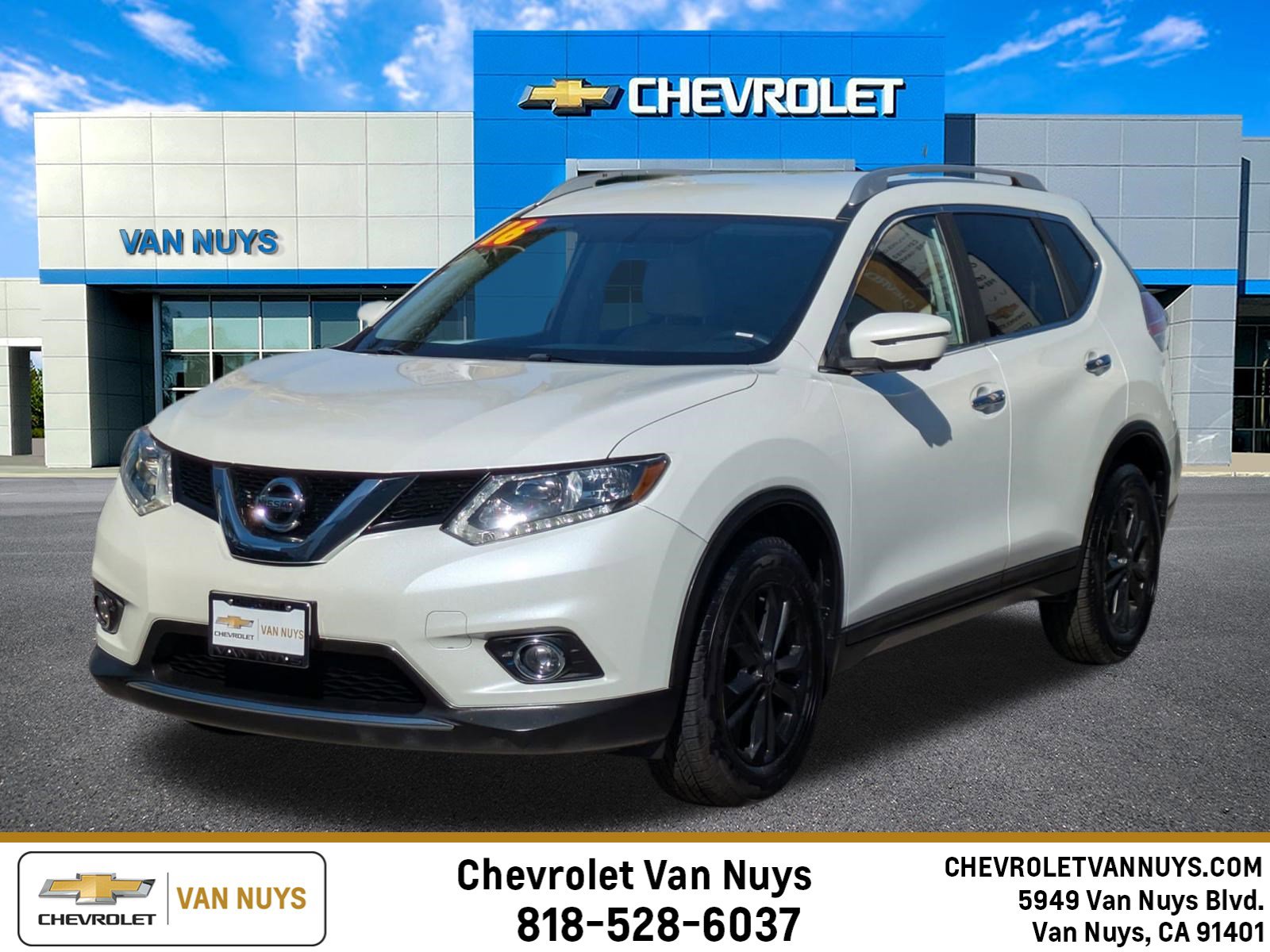 Used 2016 Nissan Rogue SV w/ SV Premium Package image 1