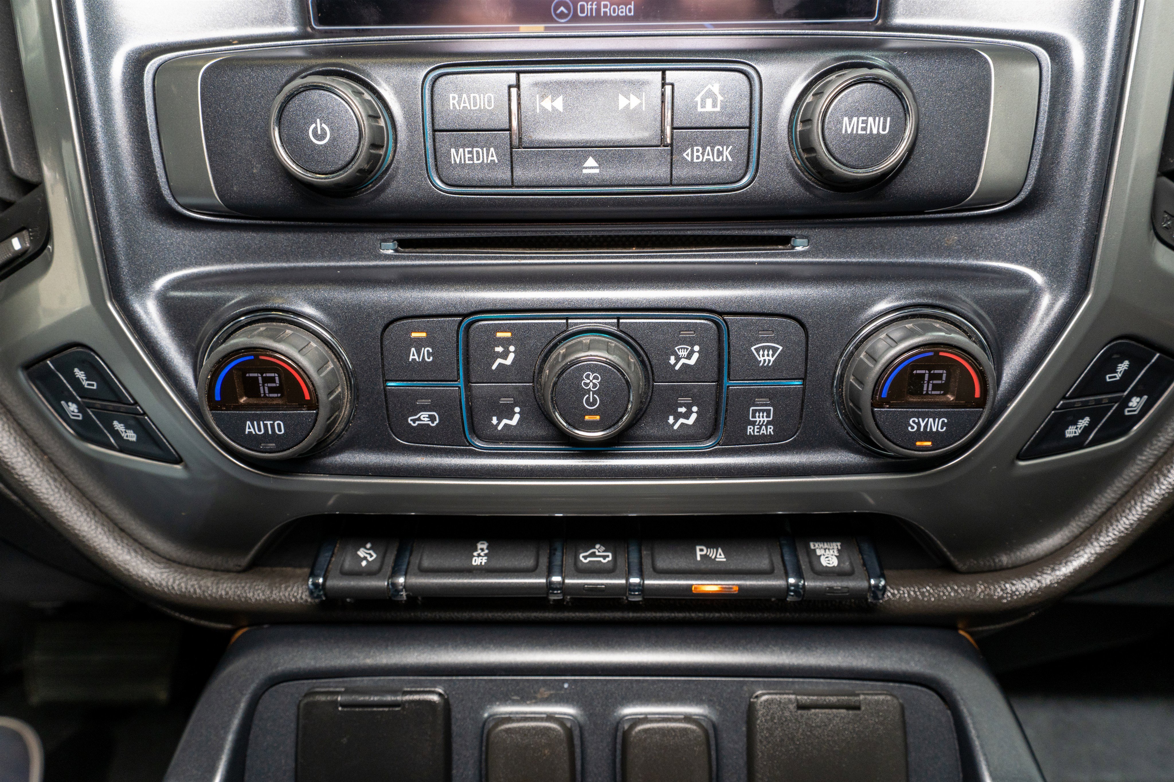 Used 2018 Chevrolet Silverado 2500 LTZ w/ Duramax Plus Package image 24