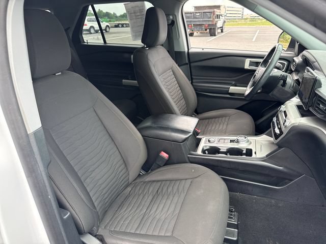 Used 2021 Ford Explorer XLT AWD/4WD image 29