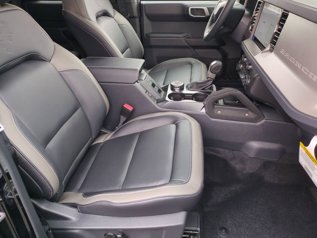 New 2026 Ford Bronco Outer Banks w/ Sasquatch Package AWD/4WD image 27