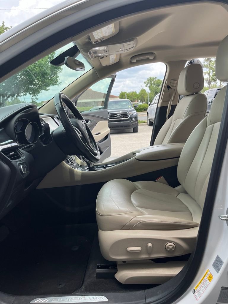 Used 2017 Buick Envision Essence FWD image 21