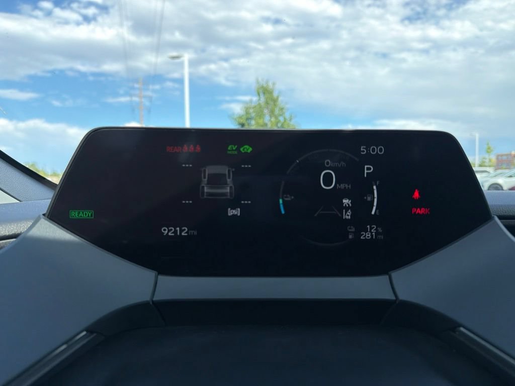 Used 2025 Toyota Prius Plug-In Hybrid FWD image 26