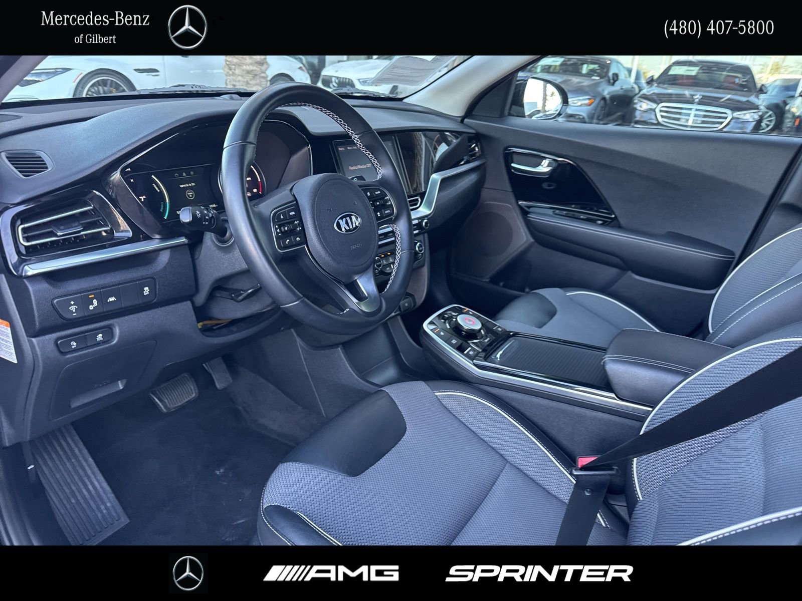 Used 2021 Kia Niro EX image 9