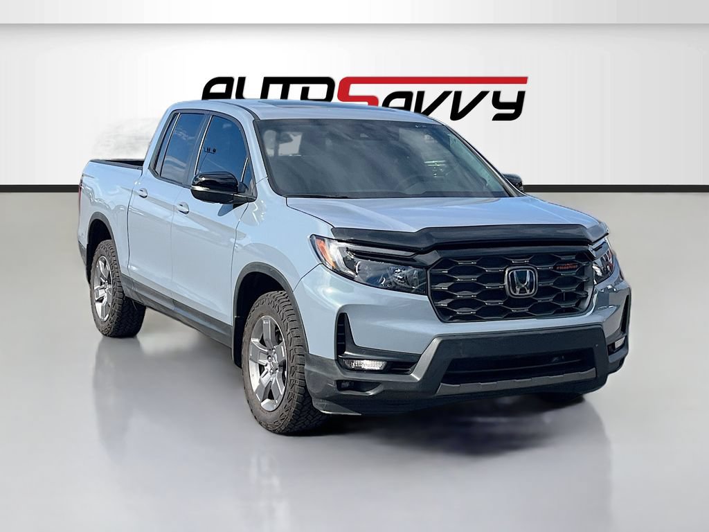 Used 2025 Honda Ridgeline TrailSport image 1