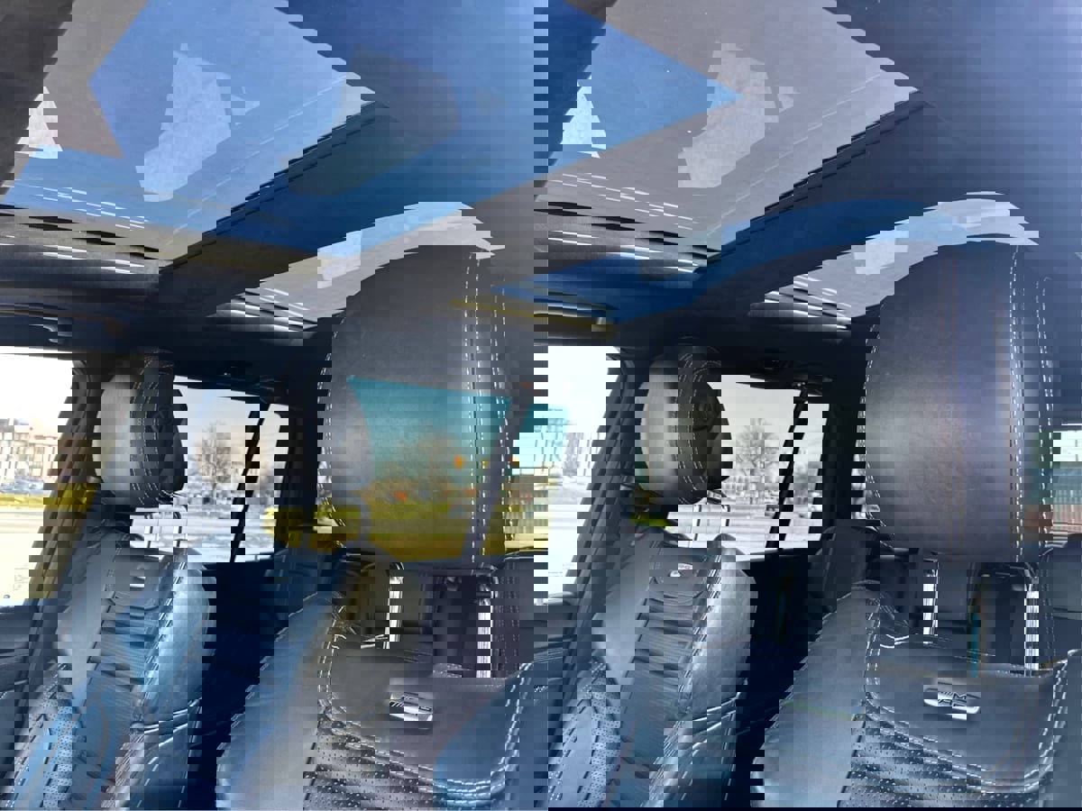 Used 2019 Mercedes-Benz GLS 63 AMG 4MATIC w/ AMG Night Styling Package image 20