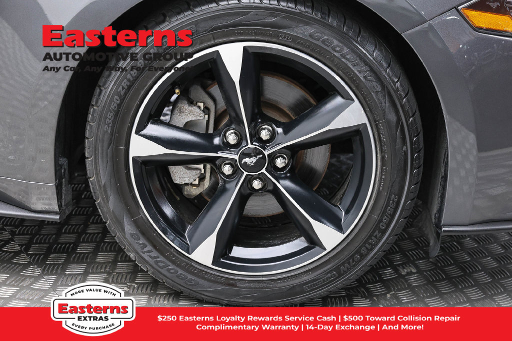 Used 2019 Ford Mustang Coupe RWD image 29