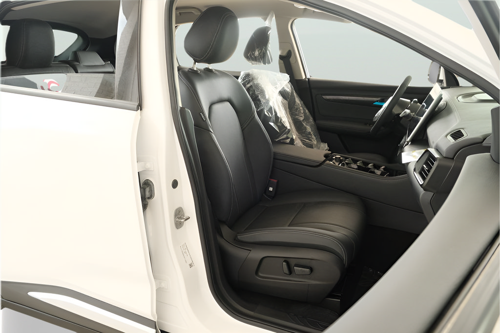 New 2025 VinFast VF 8 Eco AWD/4WD image 12