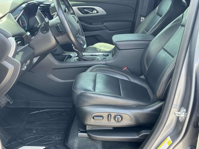 Used 2021 Chevrolet Traverse RS w/ LPO, Floor Liner Package FWD image 13