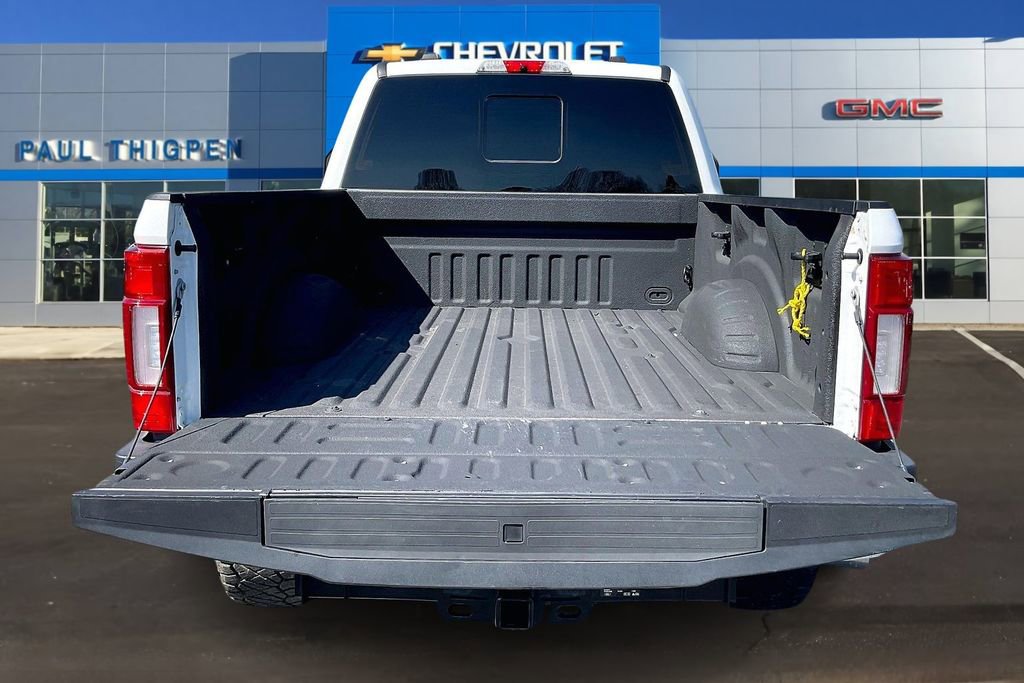 Used 2022 Ford F250 Platinum w/ FX4 Off-Road Package image 7