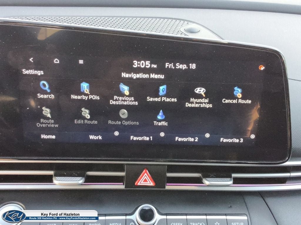 Used 2025 Hyundai Elantra SEL FWD image 27