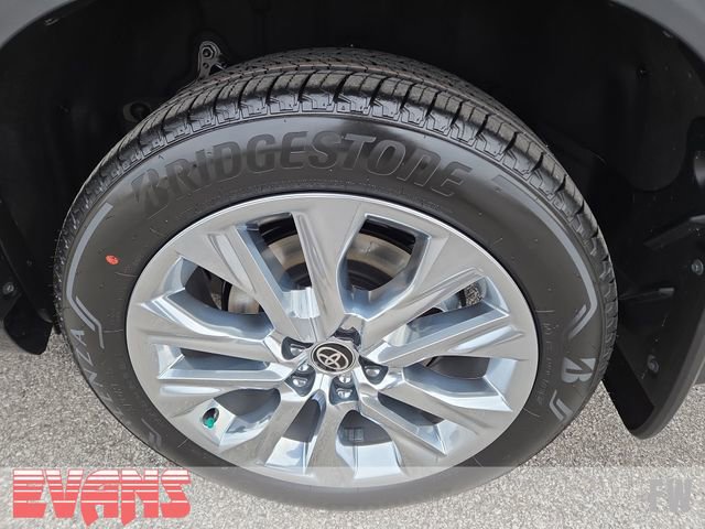 New 2026 Toyota Highlander Limited image 28