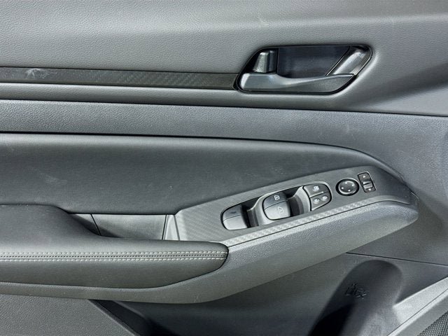 New 2026 Nissan Altima 2.5 SV FWD image 14
