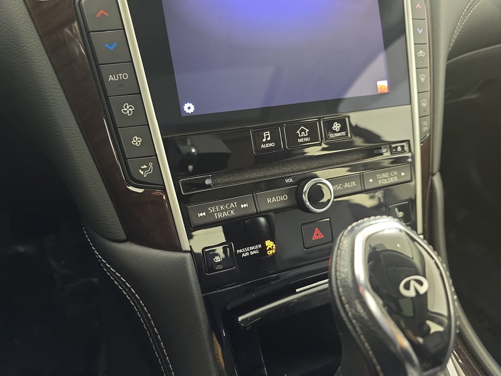Used 2019 INFINITI Q50 Luxe w/ Essential Package (3.0T Luxe) AWD/4WD image 25
