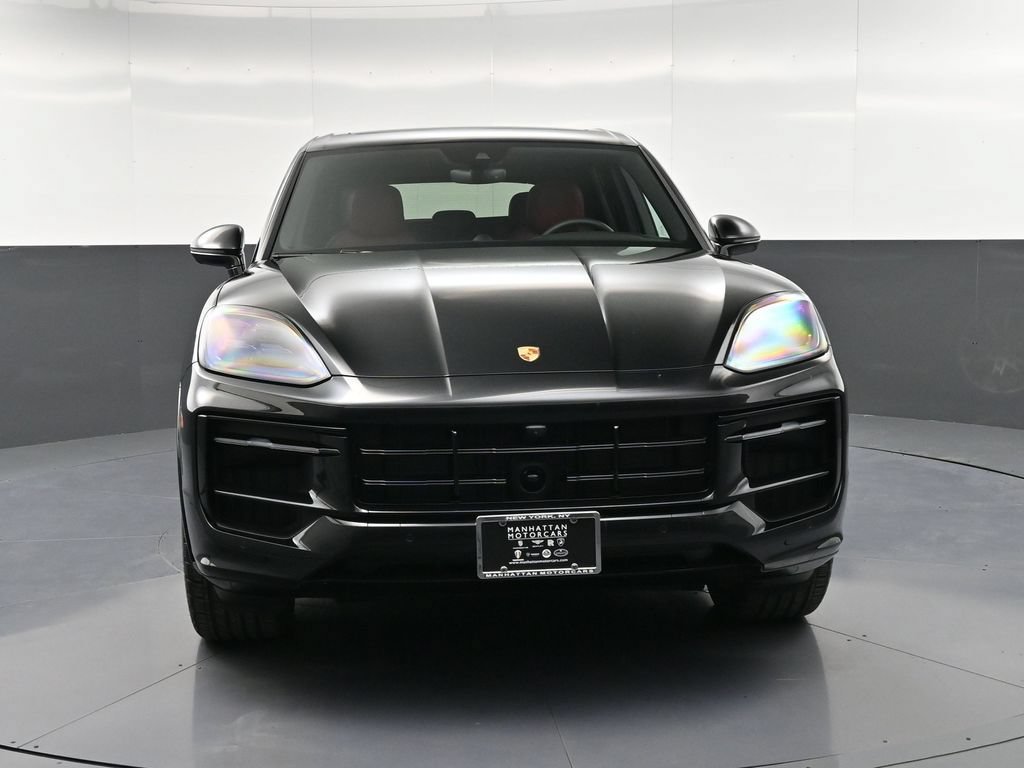 Certified 2025 Porsche Cayenne S AWD/4WD image 11