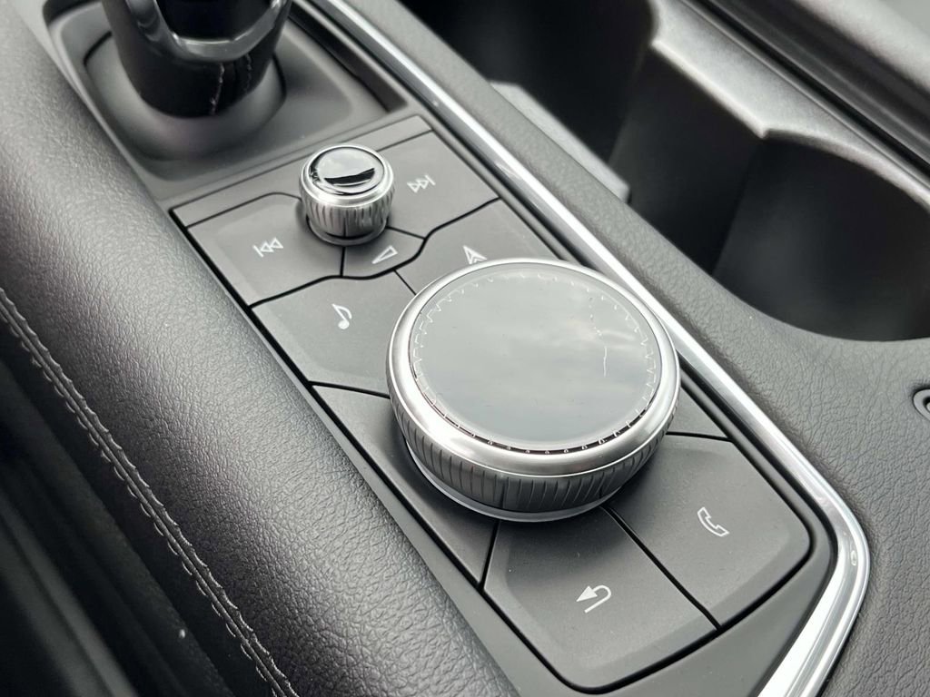 New 2025 Cadillac XT5 Sportv w/ Technology Package image 34