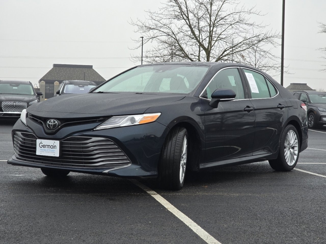 Used 2020 Toyota Camry XLE image 14