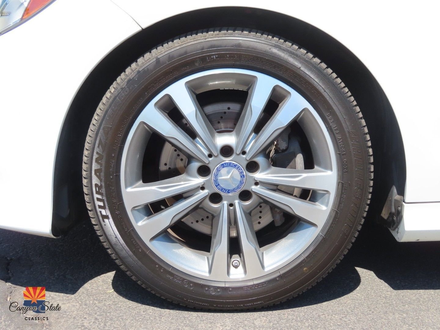 Used 2014 Mercedes-Benz E 250 BlueTEC 4MATIC Sedan image 16
