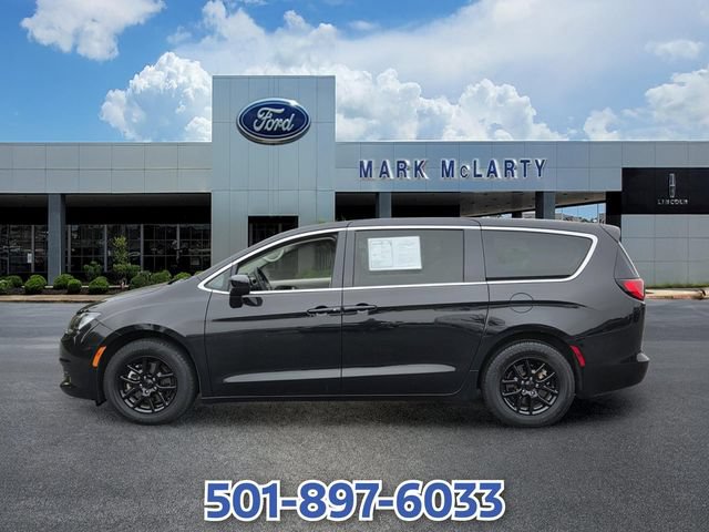 Used 2022 Chrysler Voyager LX FWD video 2