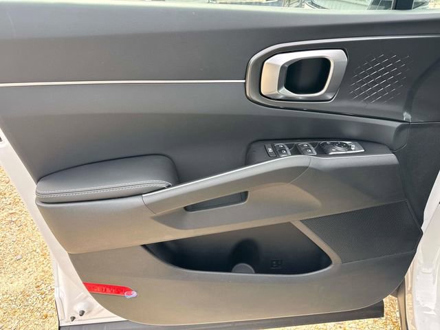 New 2026 Kia Sorento S w/ S Panoramic Sunroof Package FWD image 24