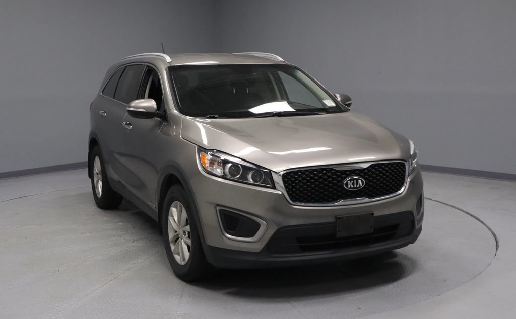 Used 2016 Kia Sorento LX