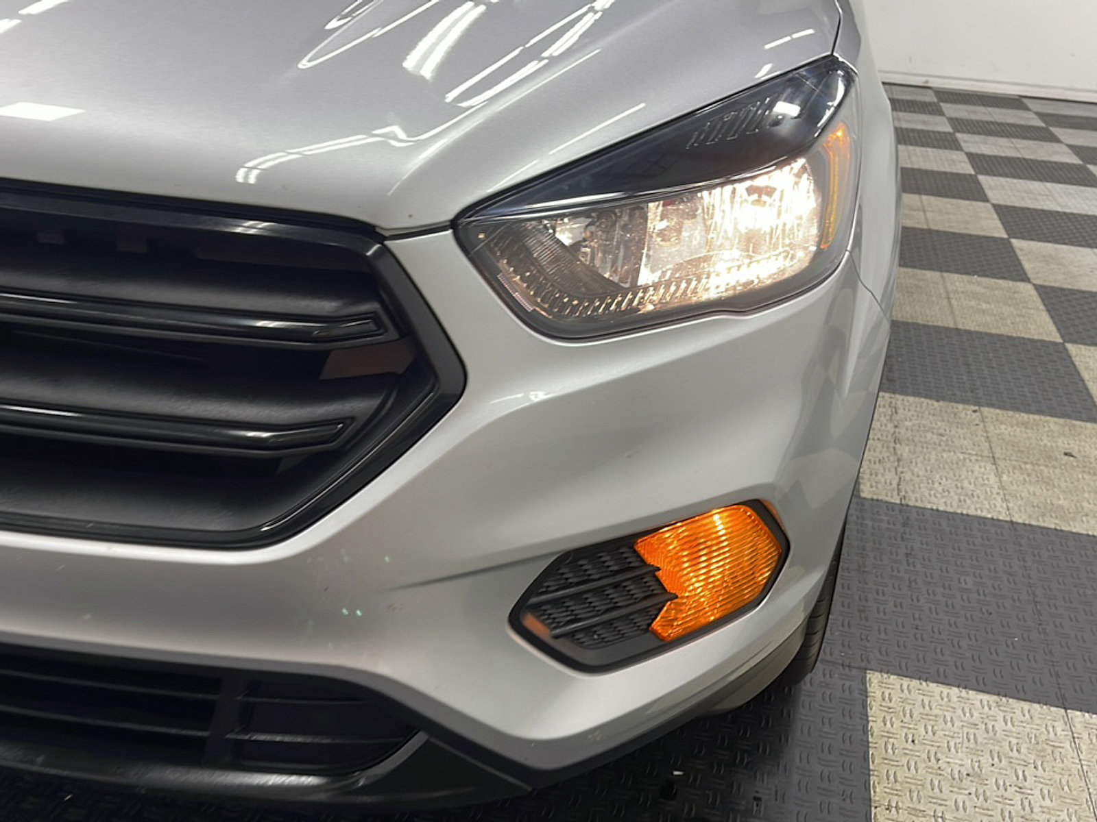 Used 2019 Ford Escape S FWD image 26