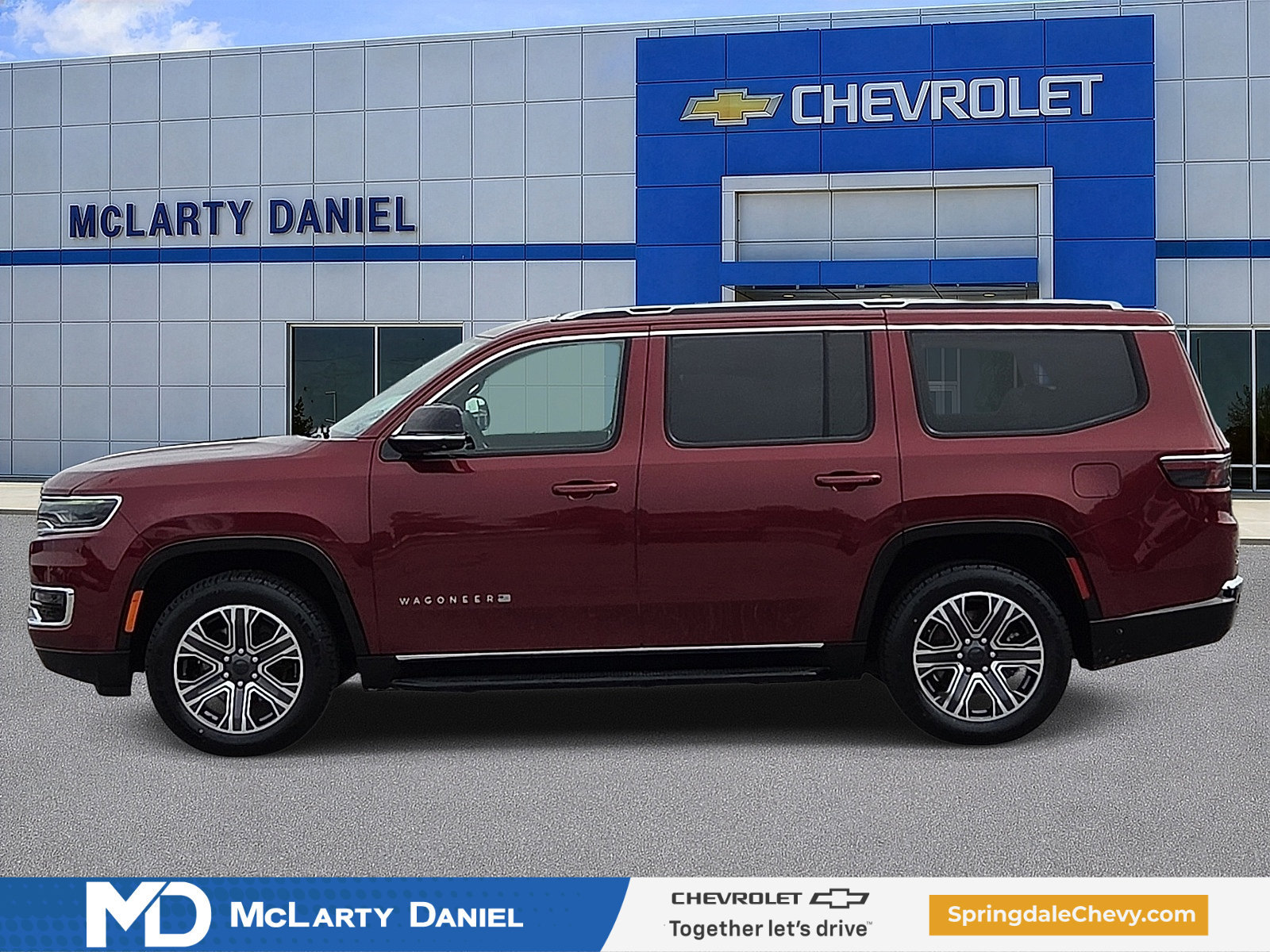 Used 2023 Jeep Wagoneer 4WD w/ Premium Group I image 3