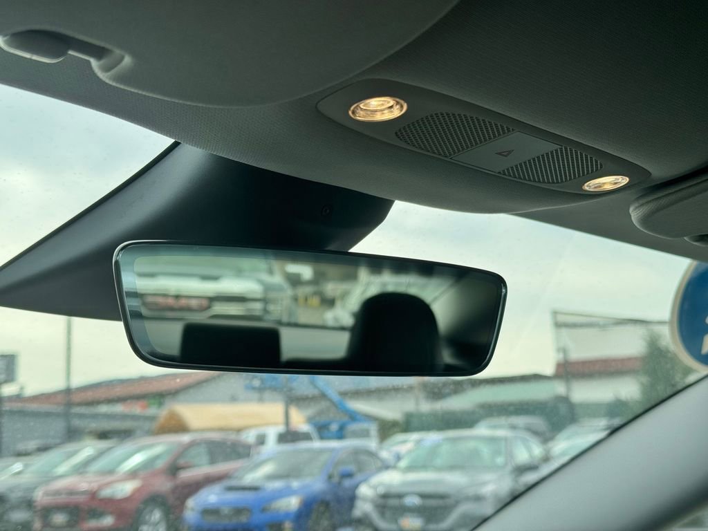 Used 2018 Tesla Model 3 Long Range RWD image 28