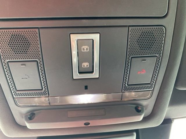 Used 2017 Land Rover Discovery Sport HSE image 23