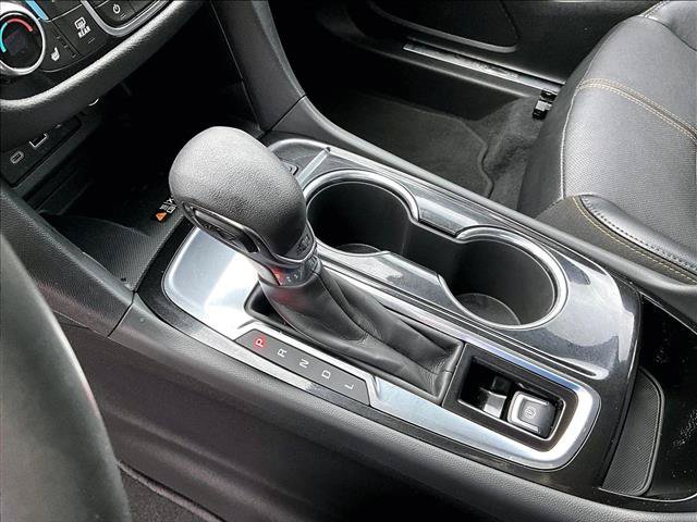 Used 2023 Chevrolet Equinox Premier FWD image 13