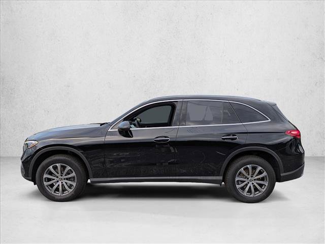 Certified 2025 Mercedes-Benz GLC 300 image 4