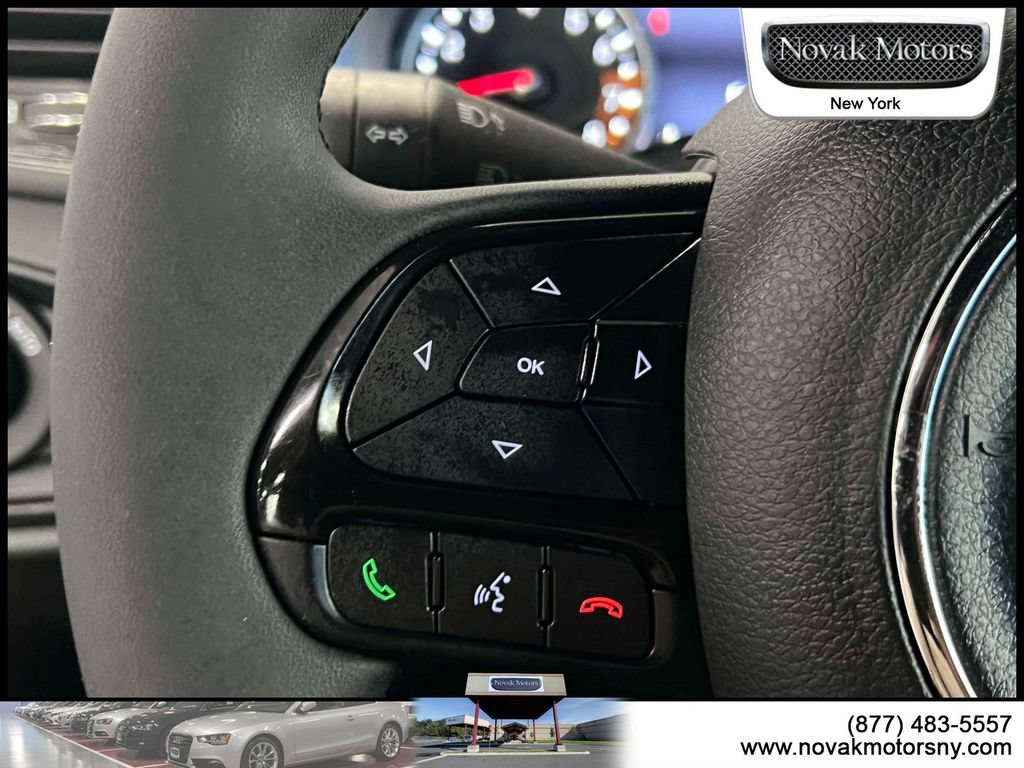 Used 2022 Jeep Renegade Altitude AWD/4WD image 21