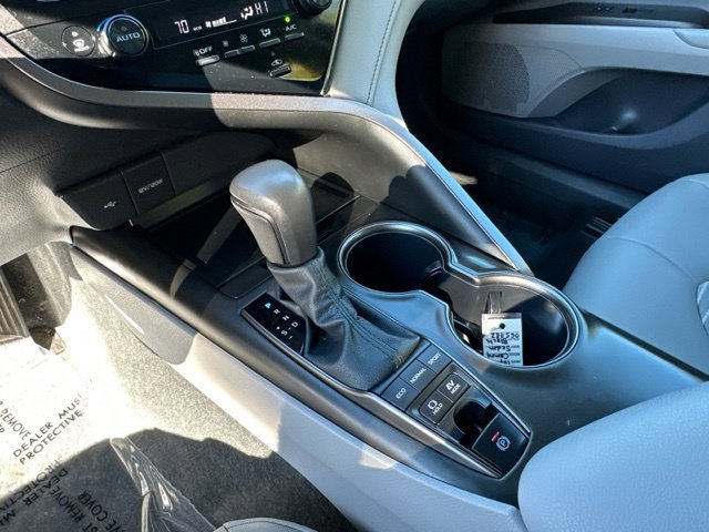 Used 2024 Toyota Camry SE FWD image 34