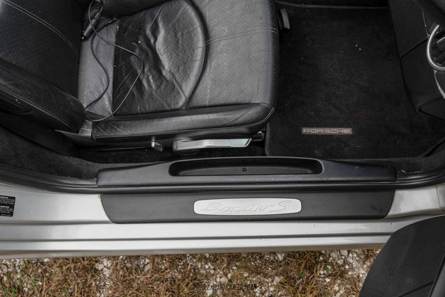 Used 2005 Porsche Boxster S RWD image 33