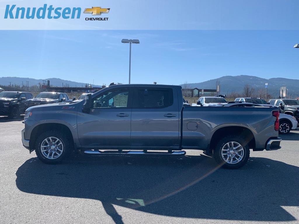 Used 2022 Chevrolet Silverado 1500 LT w/ Z71 Off-Road Package image 4