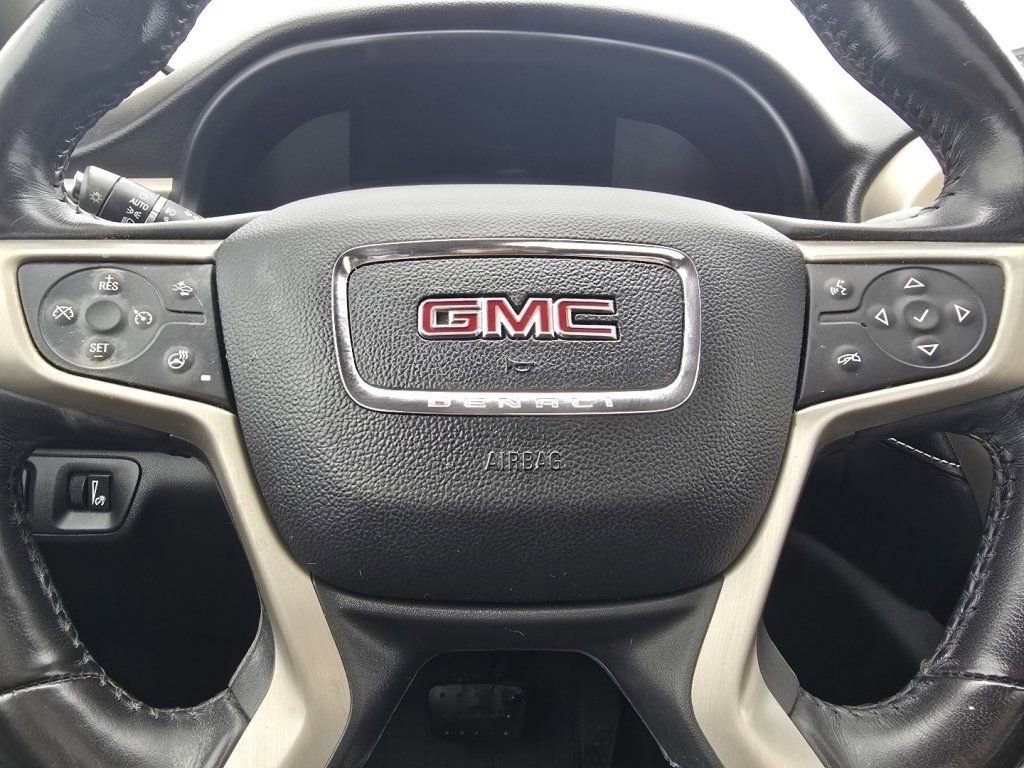 Used 2019 GMC Acadia Denali w/ Technology Package AWD/4WD image 31