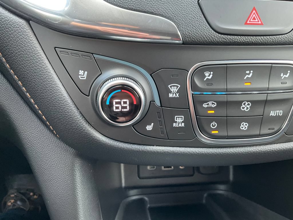 Used 2019 Chevrolet Equinox Premier AWD/4WD image 10